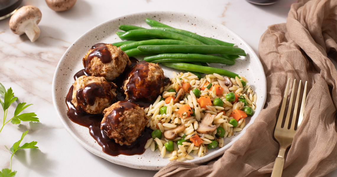 Merlot Chicken Meatballs With Orzo Pasta   440 